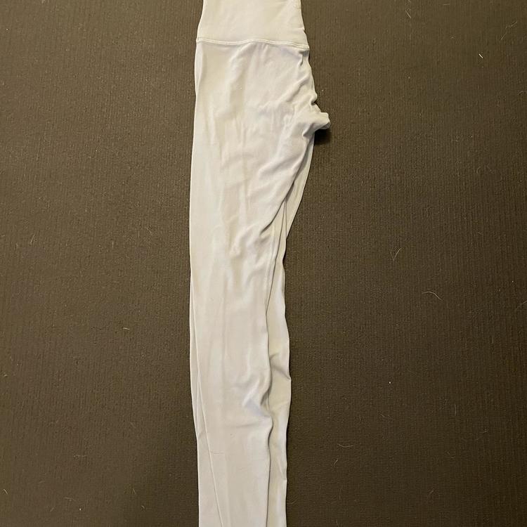 size 6 lululemon pants