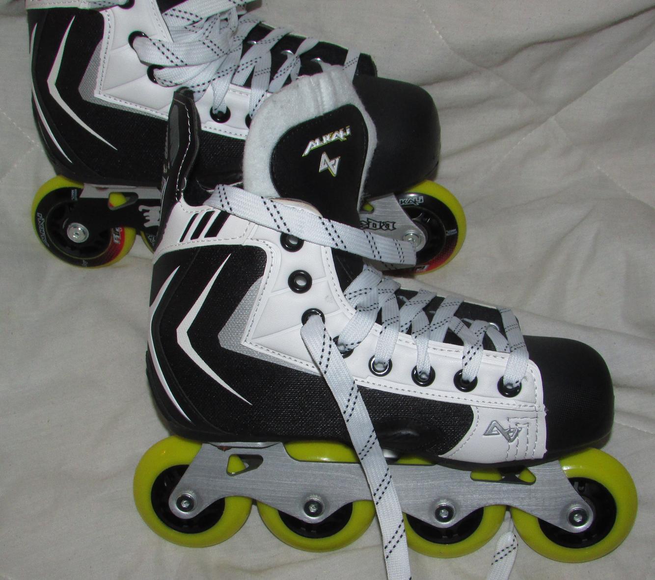 New Alkali RPD Lite R Senior roller hockey skates Size 7 + Rink rat
