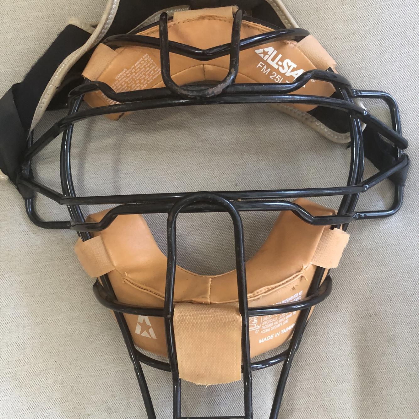 Used All Star FM 25LTX Catcher's Mask SidelineSwap
