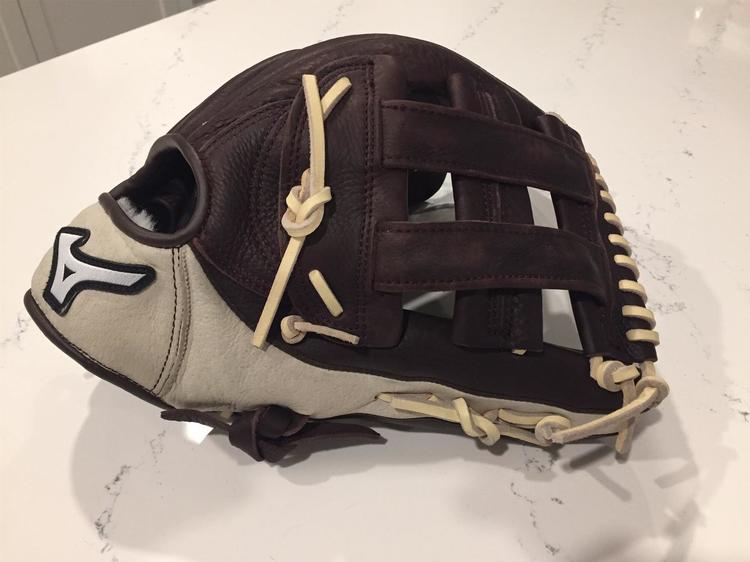 mizuno franchise 12.5