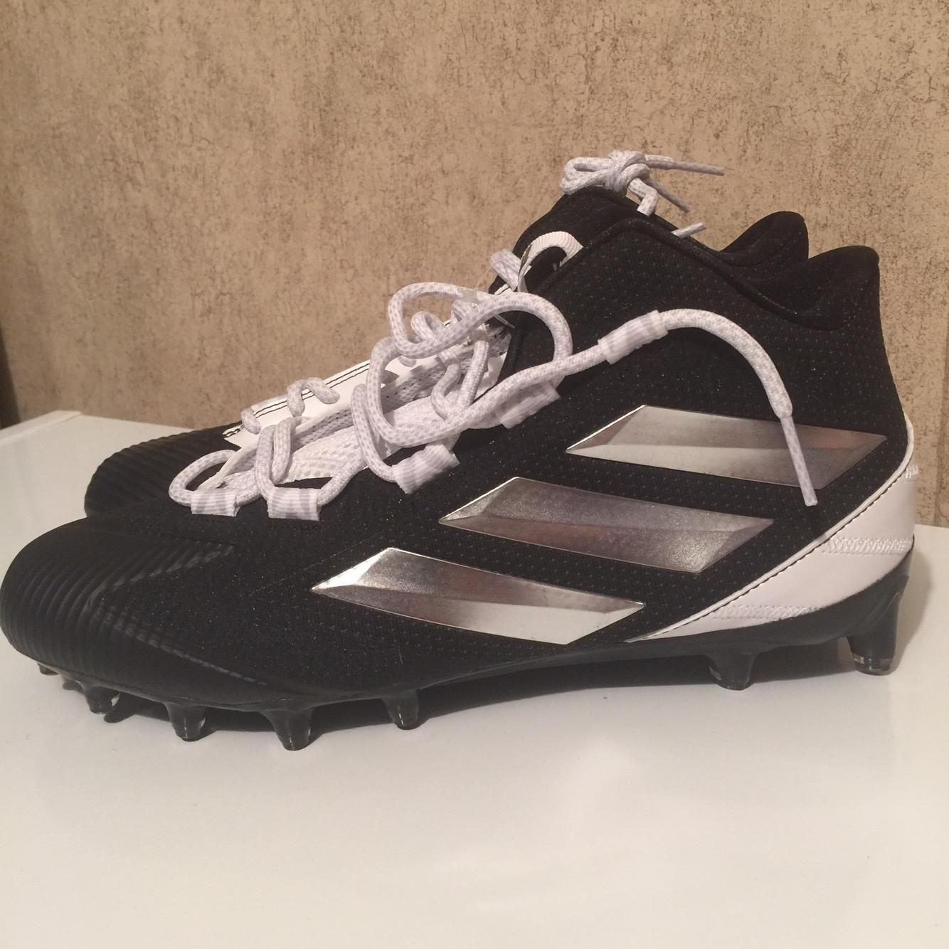 freak carbon mid cleats