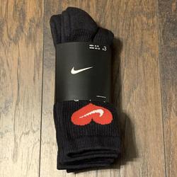 nike heart socks