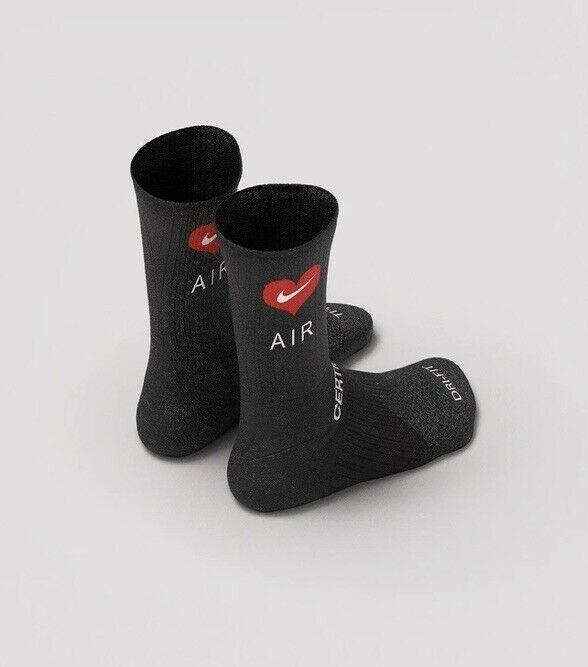 nike heart socks