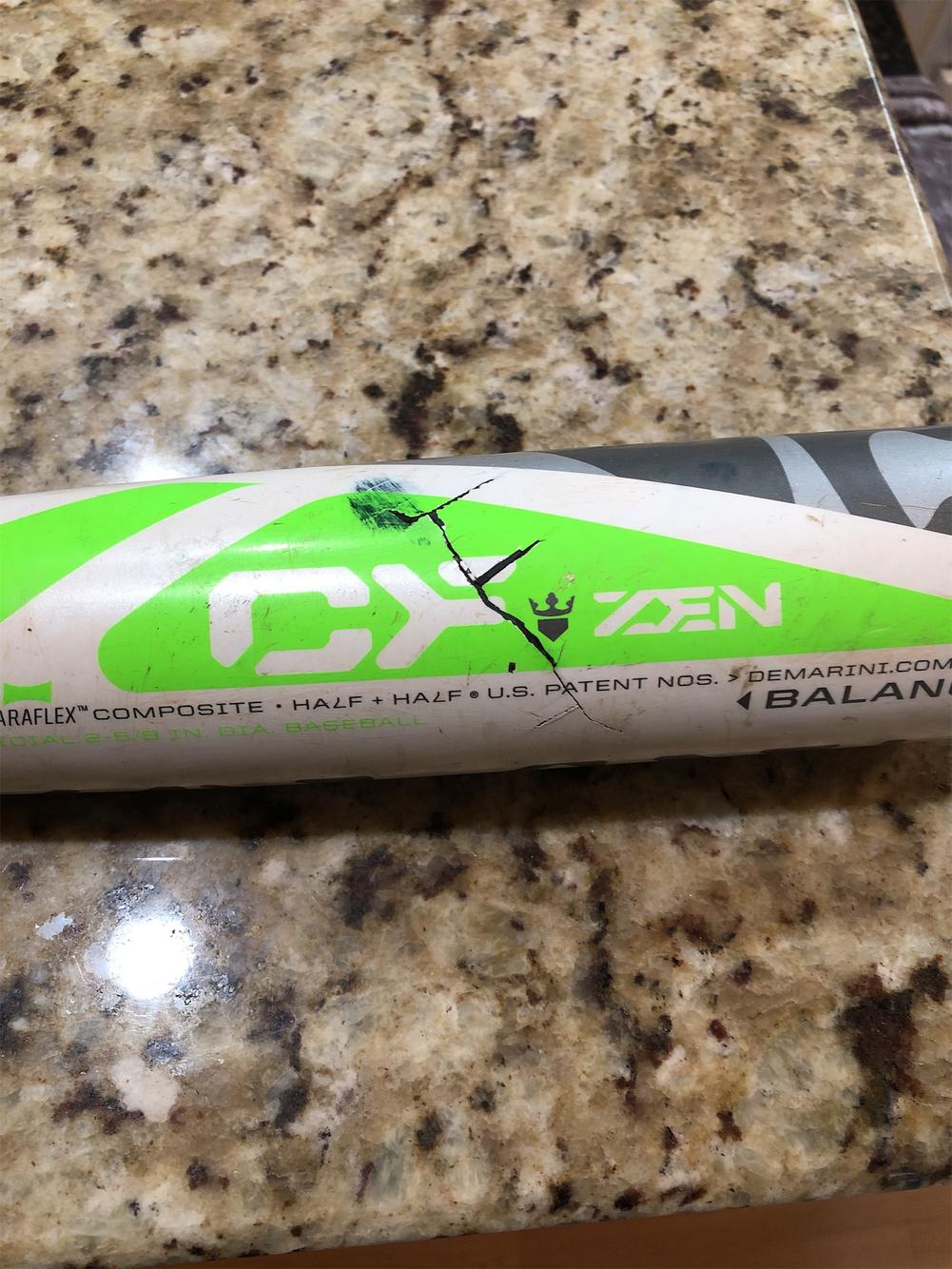 2017 DeMarini CF Zen (10) 20 oz 30" Bat Has A Crack SidelineSwap