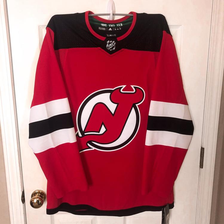 devils home jersey