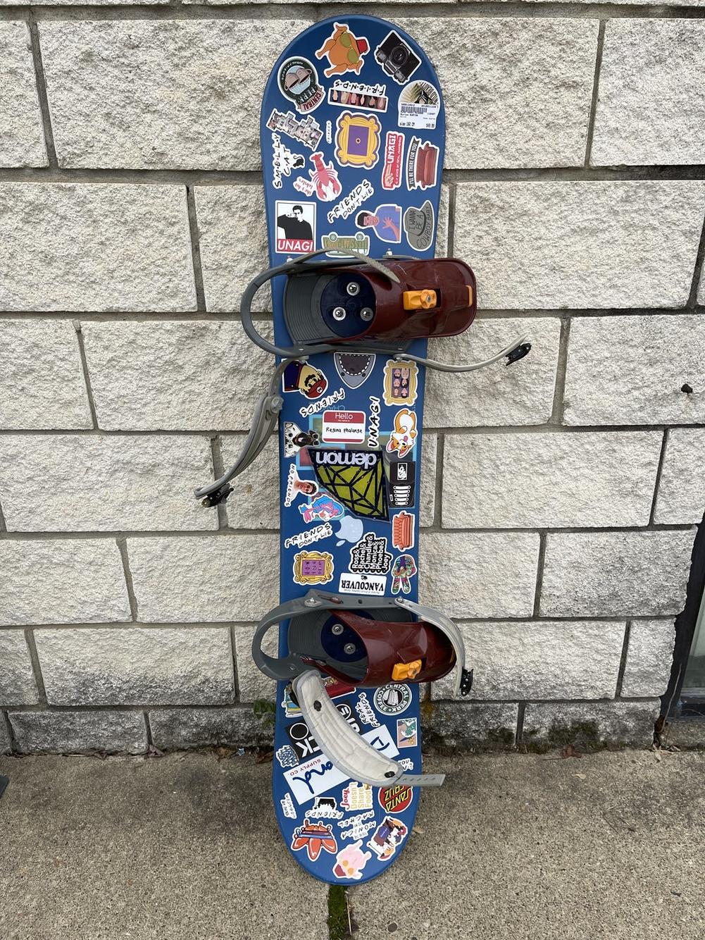 Used Burton Burton 140 Cm Snowboard Mens Combo SidelineSwap