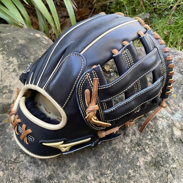 mizuno pro select 11.75
