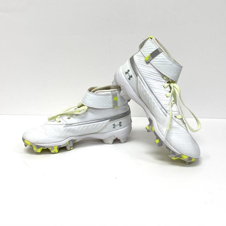 under armour 34 baseball cleats