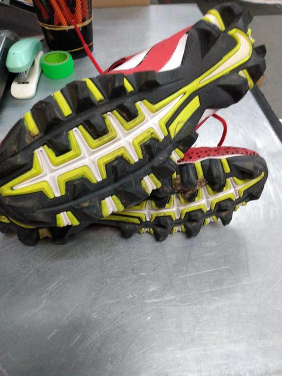 used youth football cleats