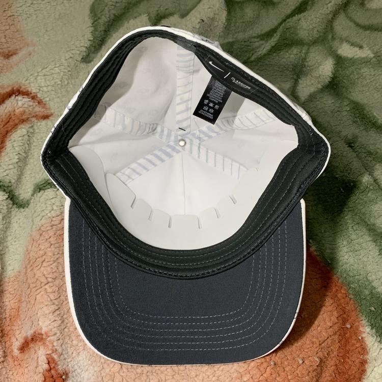 nike winged foot hat