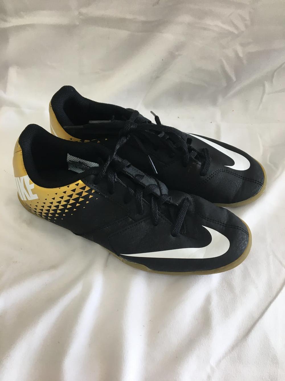 nike bombax indoor soccer shoes