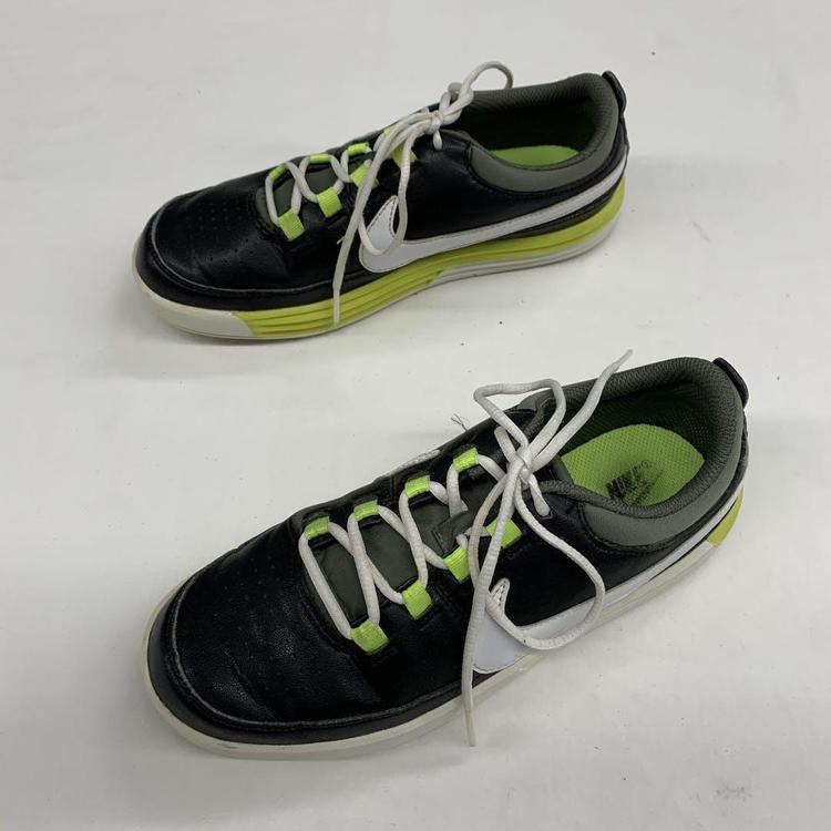junior golf shoes size 3