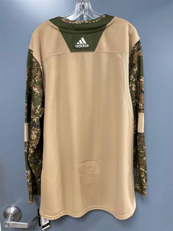 penguins camo jersey