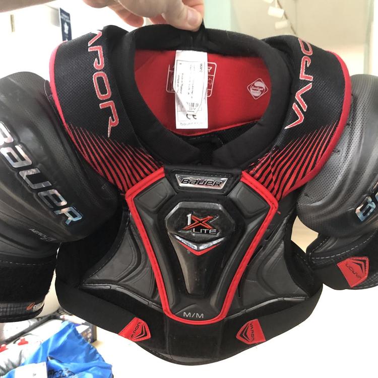 Bauer Junior Medium Vapor 1X Lite Shoulder Pads Hockey Protective