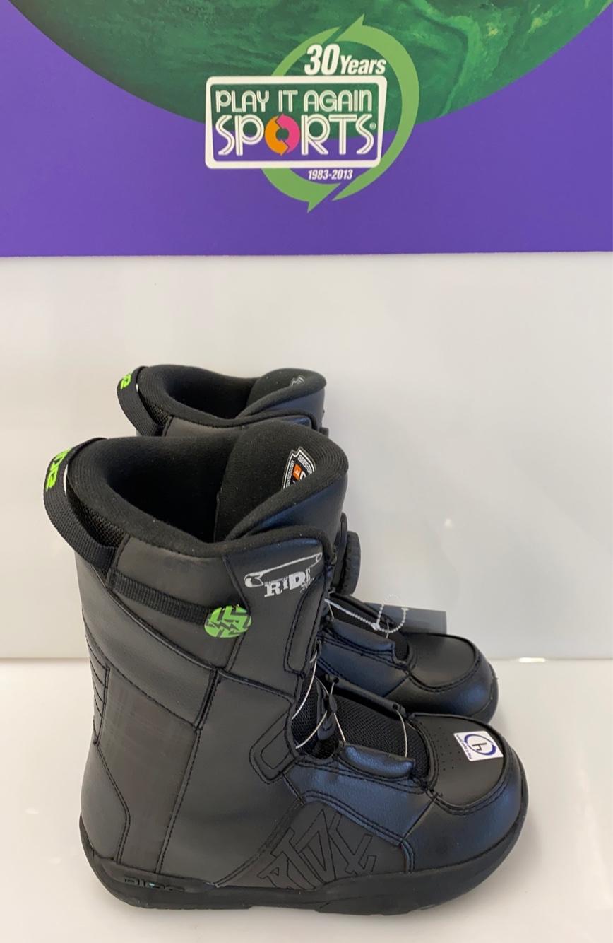 used kids snowboard boots