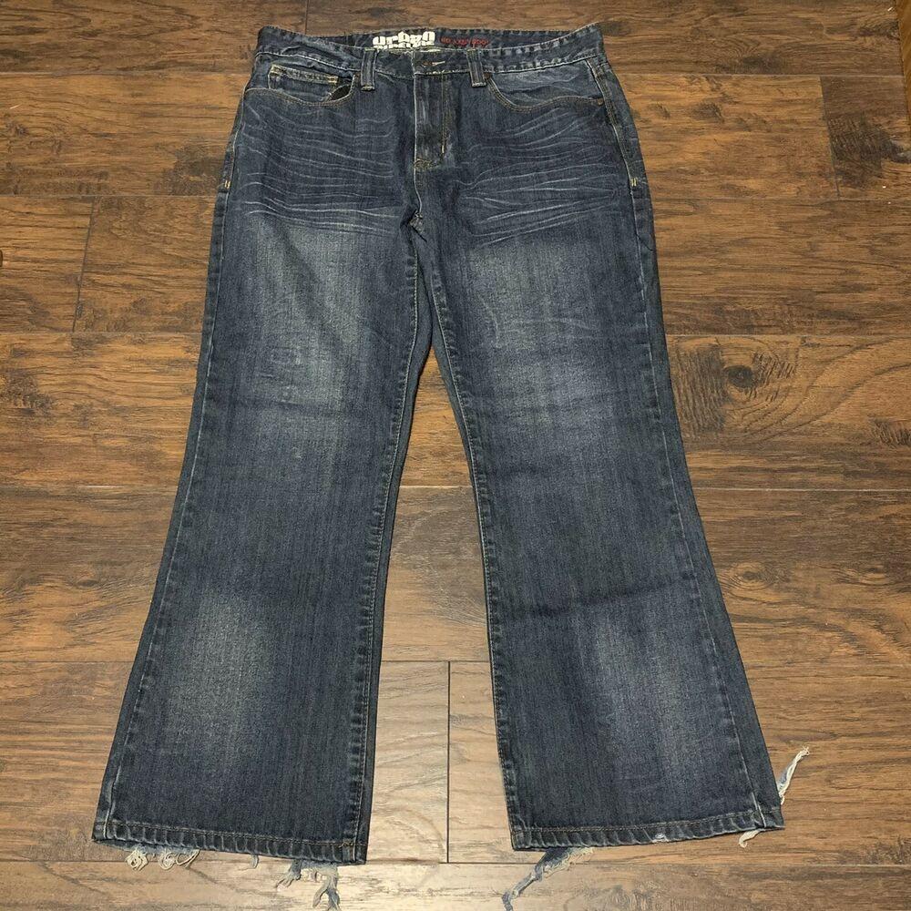 Urban Pipeline Relaxed Bootcut Dark Washed Jeans Men's Size 34 x 30