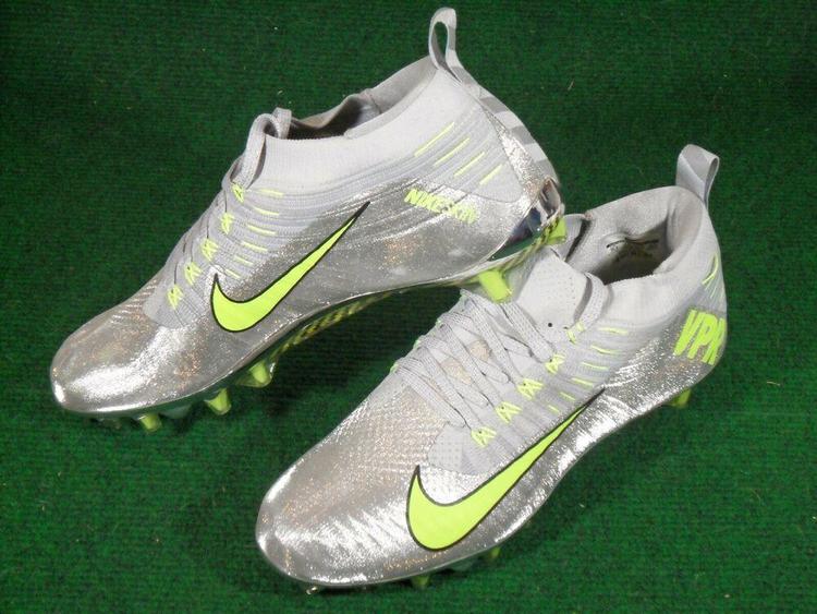 nike vapor ultimate cleats