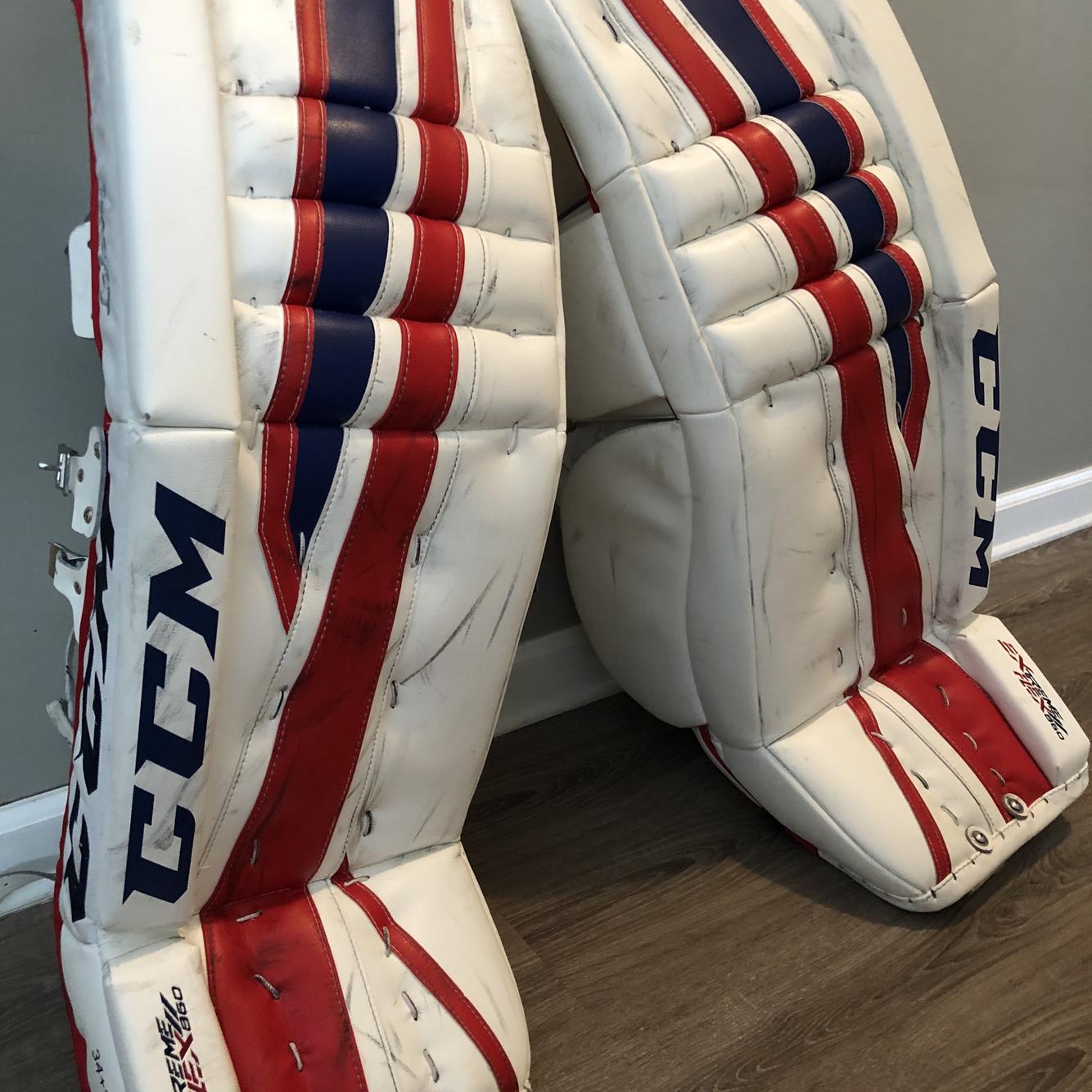 Red Senior 34&quot; CCM Eflex 2 860 Goalie Leg Pads SidelineSwap