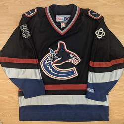 canucks orca jersey