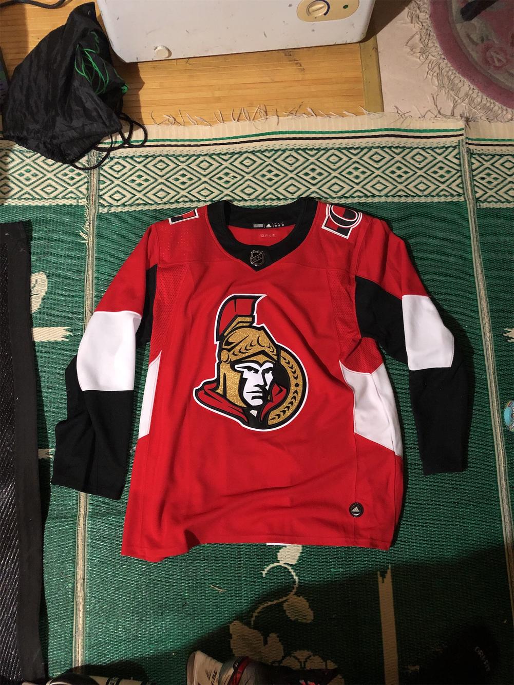 official nhl jersey