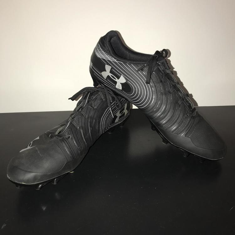 under armour nitro football cleats