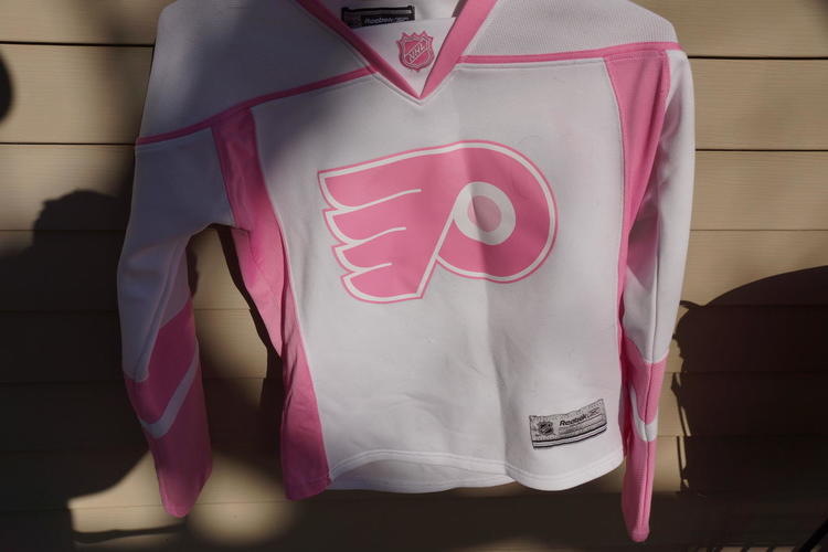 pink flyers jersey