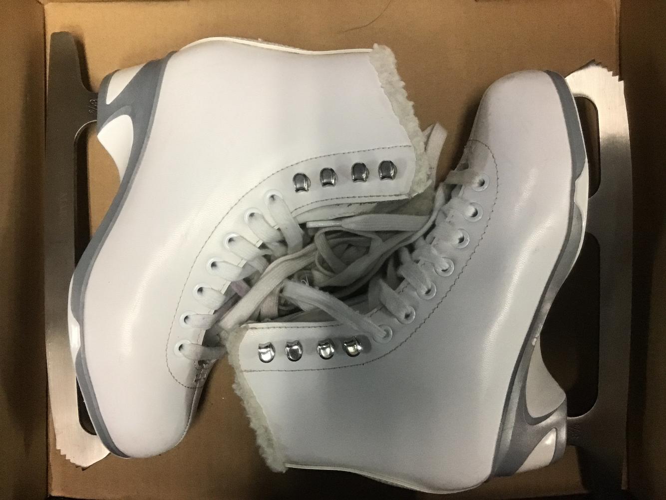 Jackson Cameo Figure Skates White Senior Size 4 New SidelineSwap