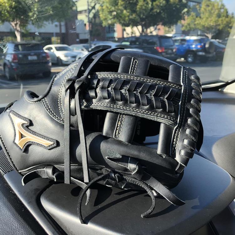 mizuno global elite vop 11.5