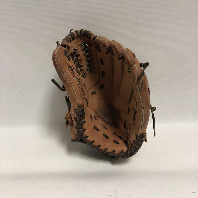 mizuno vintage mvp