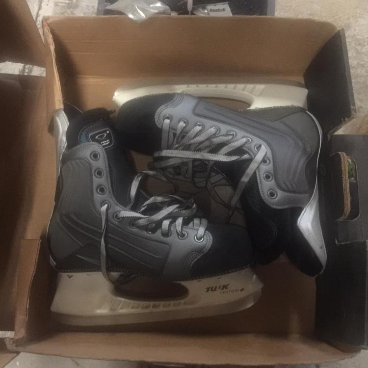 nike quest 2 extra wide