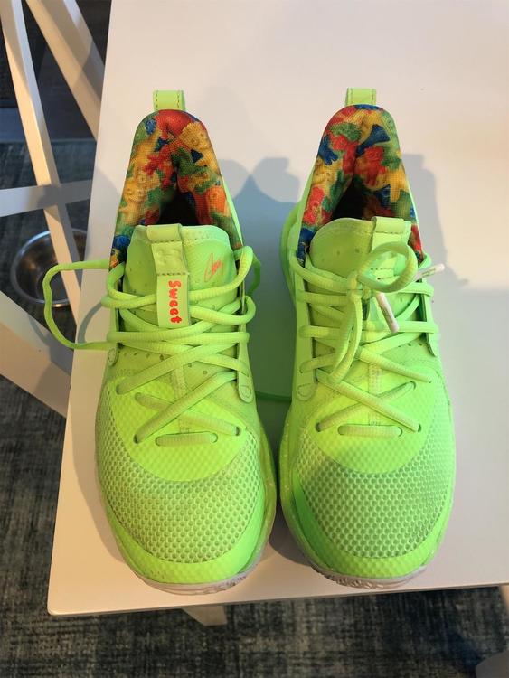green under armour shoes womens