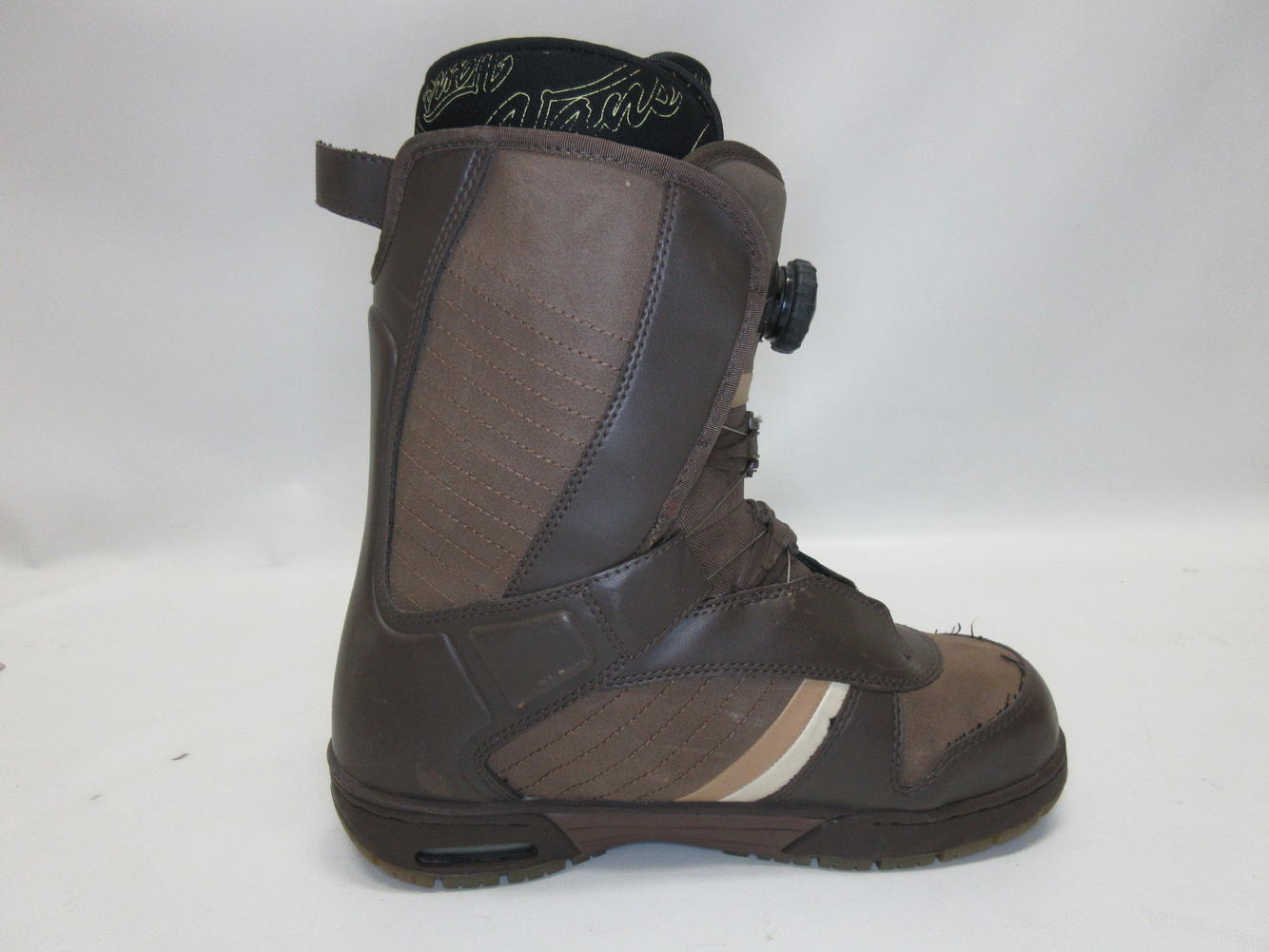 vans snowboard boots size 10