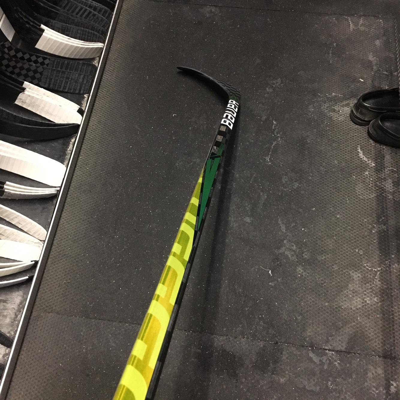 New Max Blade P92 Supreme Ultra Sonic Hockey Stick SidelineSwap