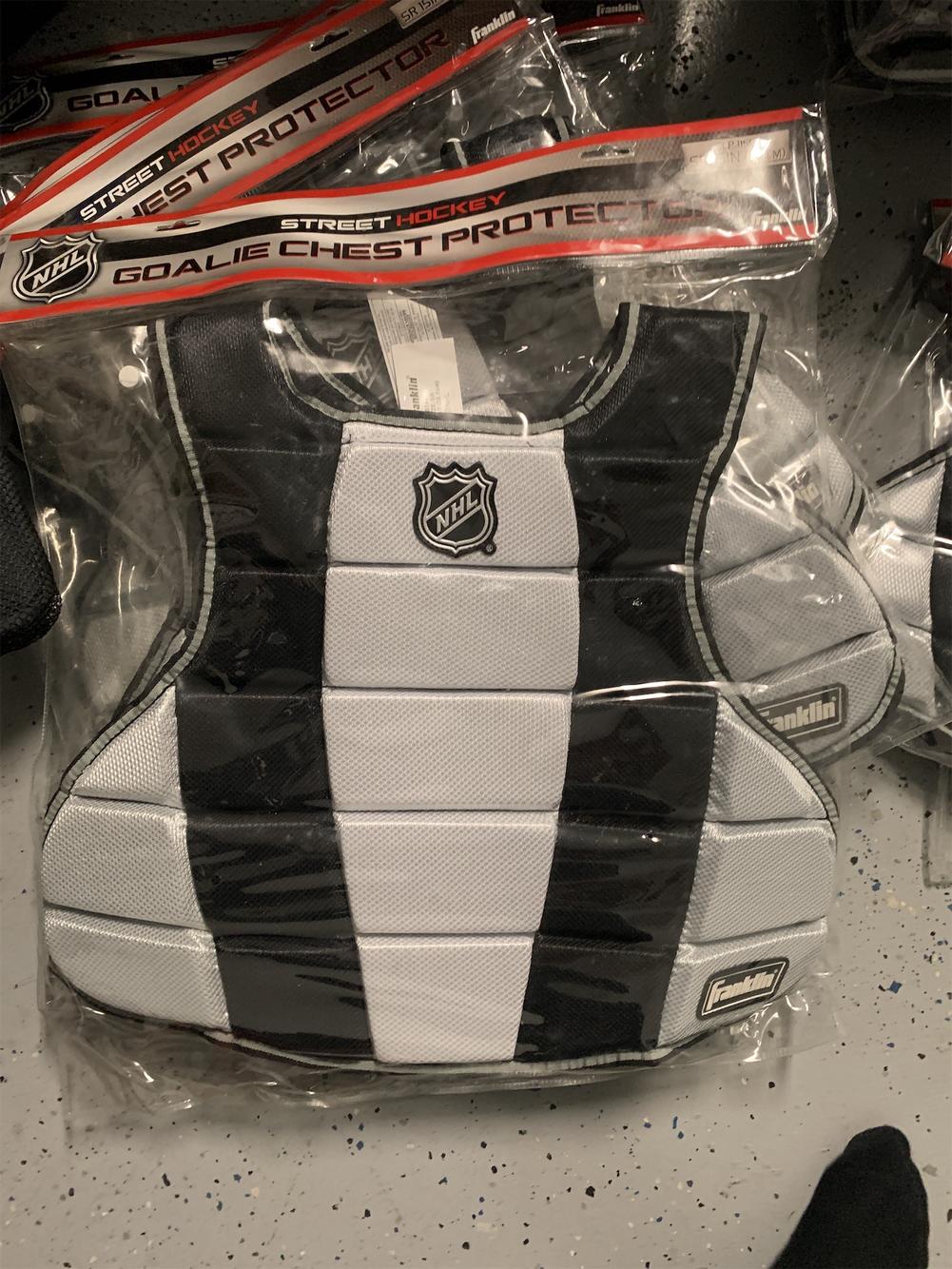 New Street Hockey Goalie Senior Goalie Chest Protector SidelineSwap