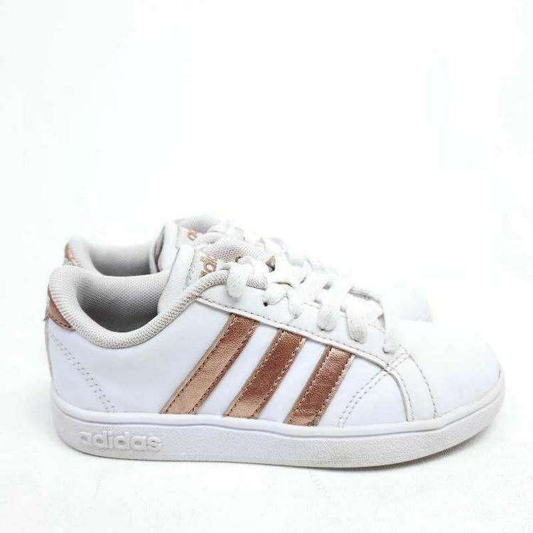 aq0783 adidas