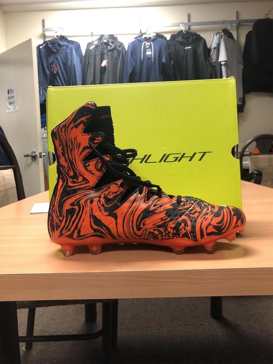 under armour highlight lux