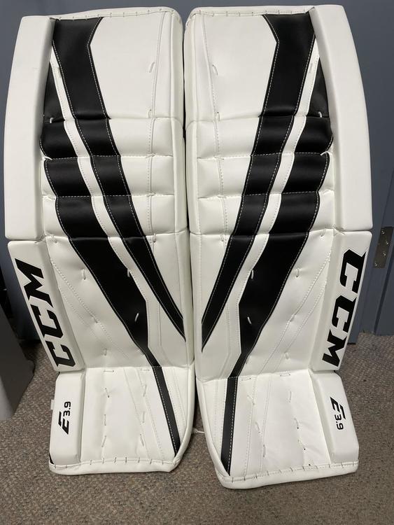 Sidelineswap goalie pads Clearance