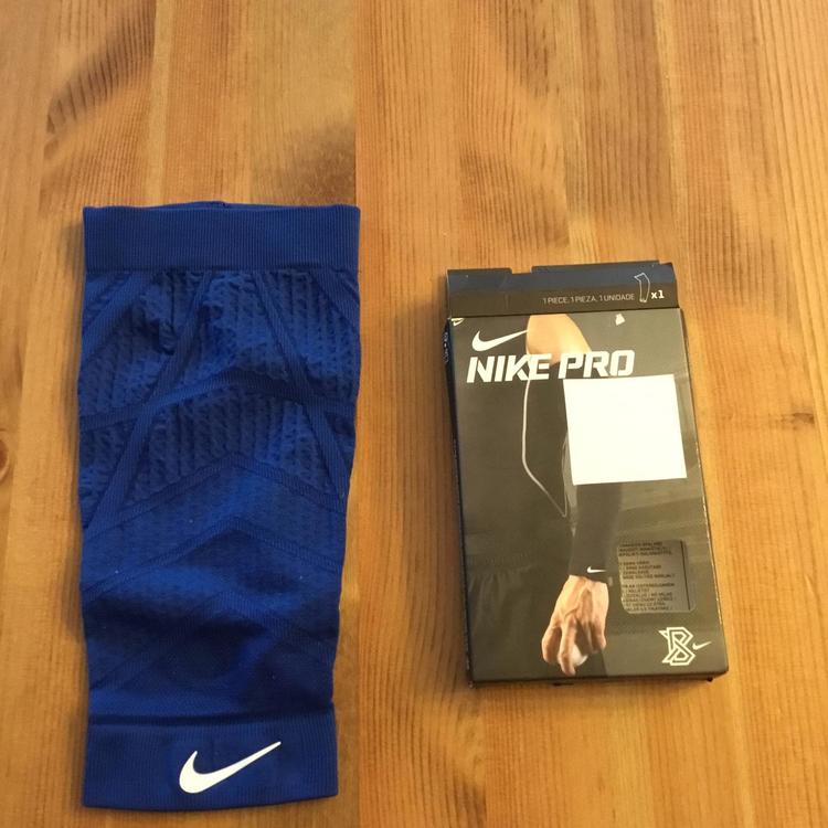 nike hyperwarm baseball sleeve