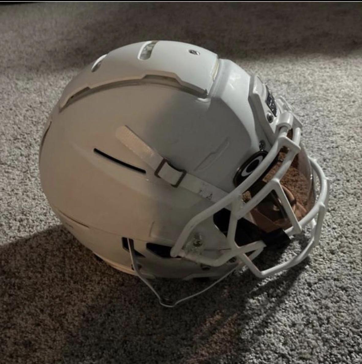 Used Schutt F7 Helmet SidelineSwap