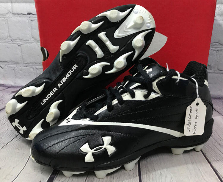 football cleats under $30
