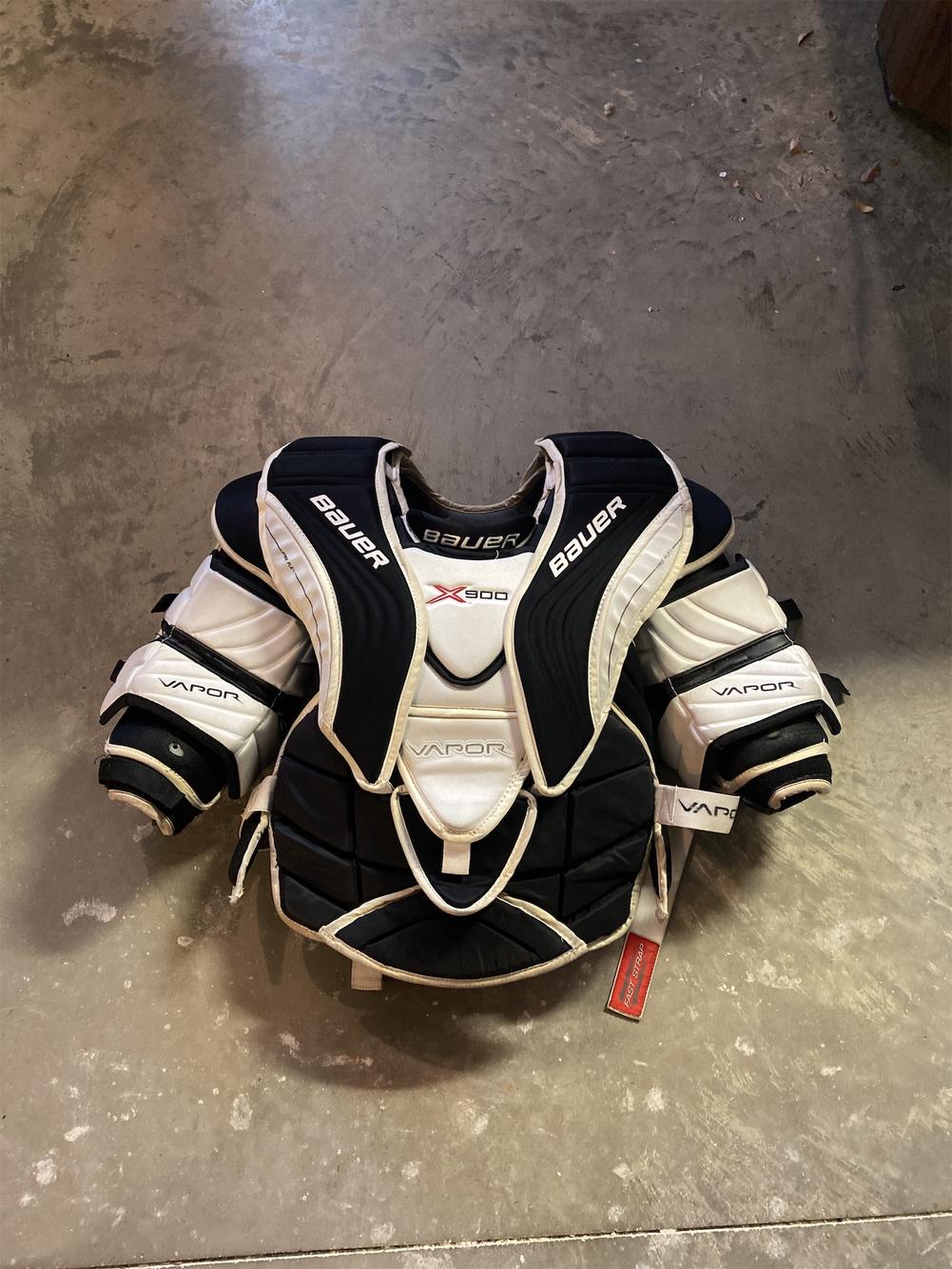 Intermediate Large Bauer Vapor X900 Goalie Chest and Arm Protector