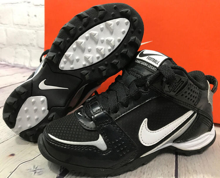 size 10c football cleats