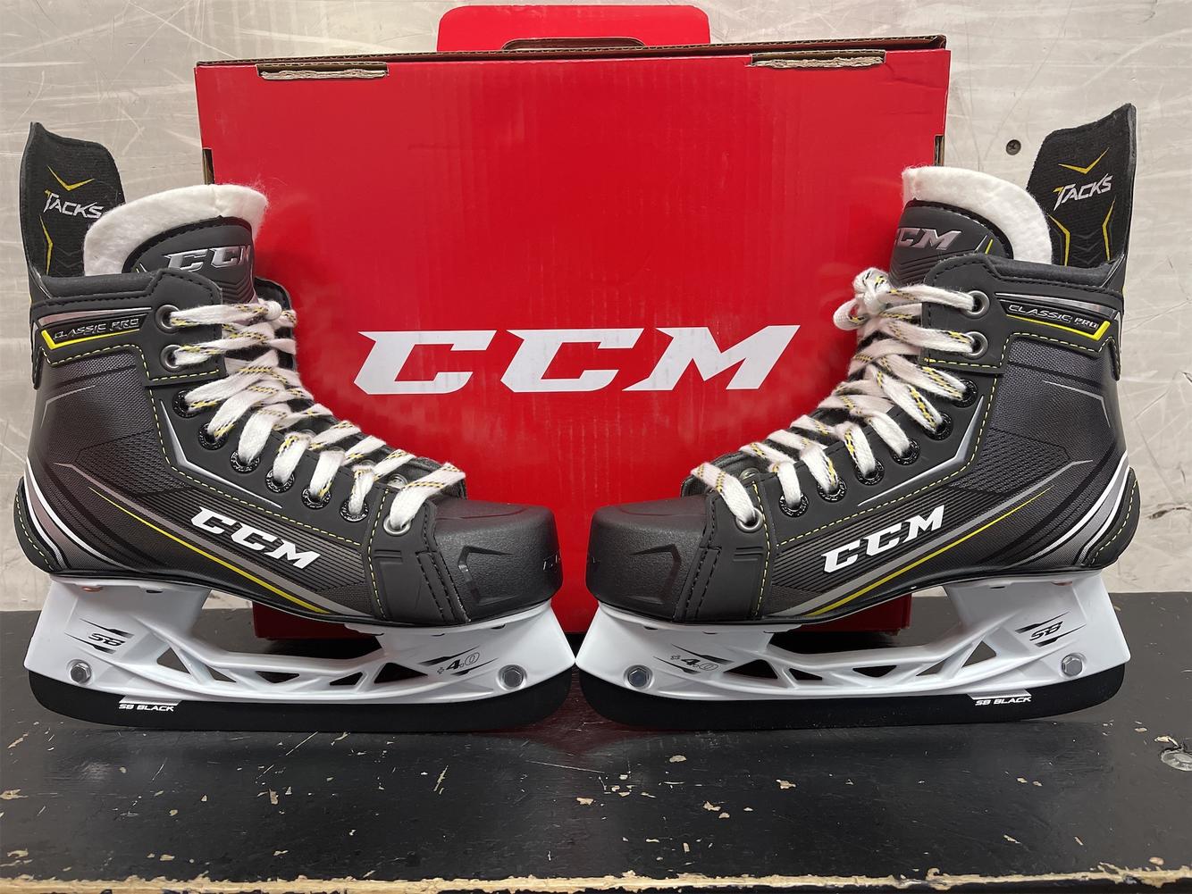 Junior CCM Tacks Classic Pro Regular Width Size 4 Hockey Skates