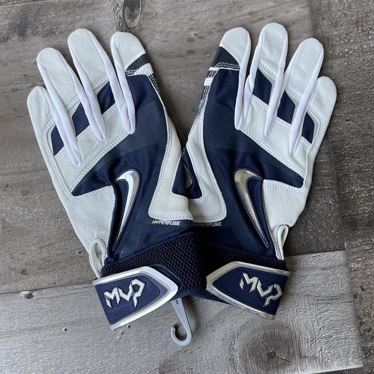 nike mvp hyperfuse batting gloves