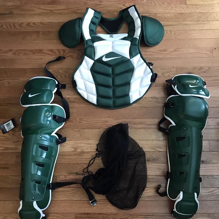 nike vapor catchers gear