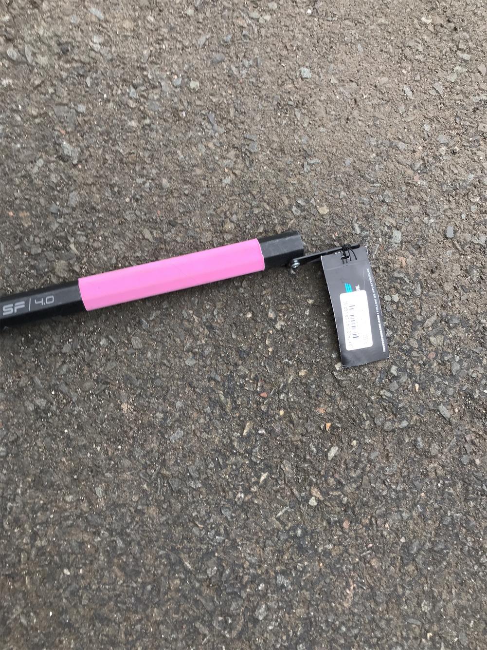 TRUE COMP SF 4.0, 6 Flex Driver Lacrosse Shaft with Gecko Grip Black