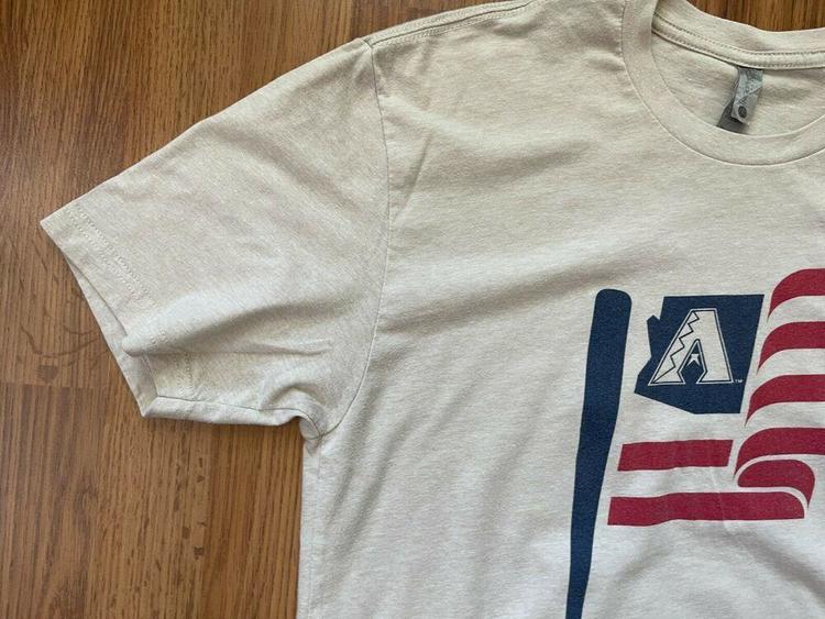 men/'s medium ARIZONA DIAMONDBACKS red t shirt PAUL GOLDSCHMIDT SGA giveaway