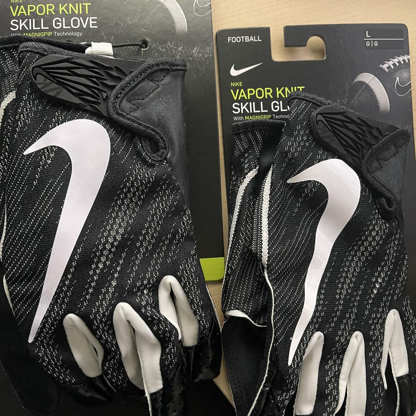 nike knit football gloves