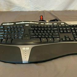 Microsoft 1048 Usb Wired Natural Ergonomic Keyboard 4000 V1 0 Great Look Sidelineswap