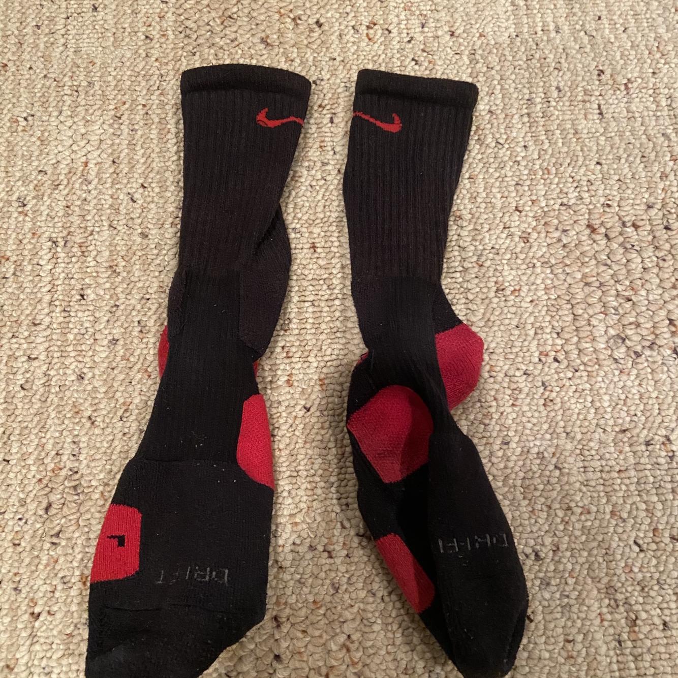 black nike mid calf socks